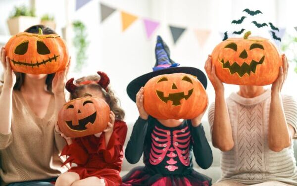 Halloween Traditions to Celebrate with Your Family and Friends